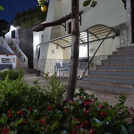 Amalfi Sky View Feriehus *