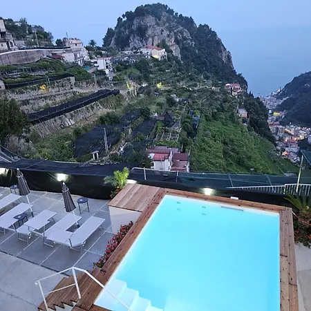 Amalfi Sky View