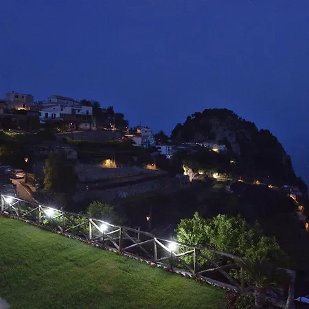 Amalfi Sky View * Scala